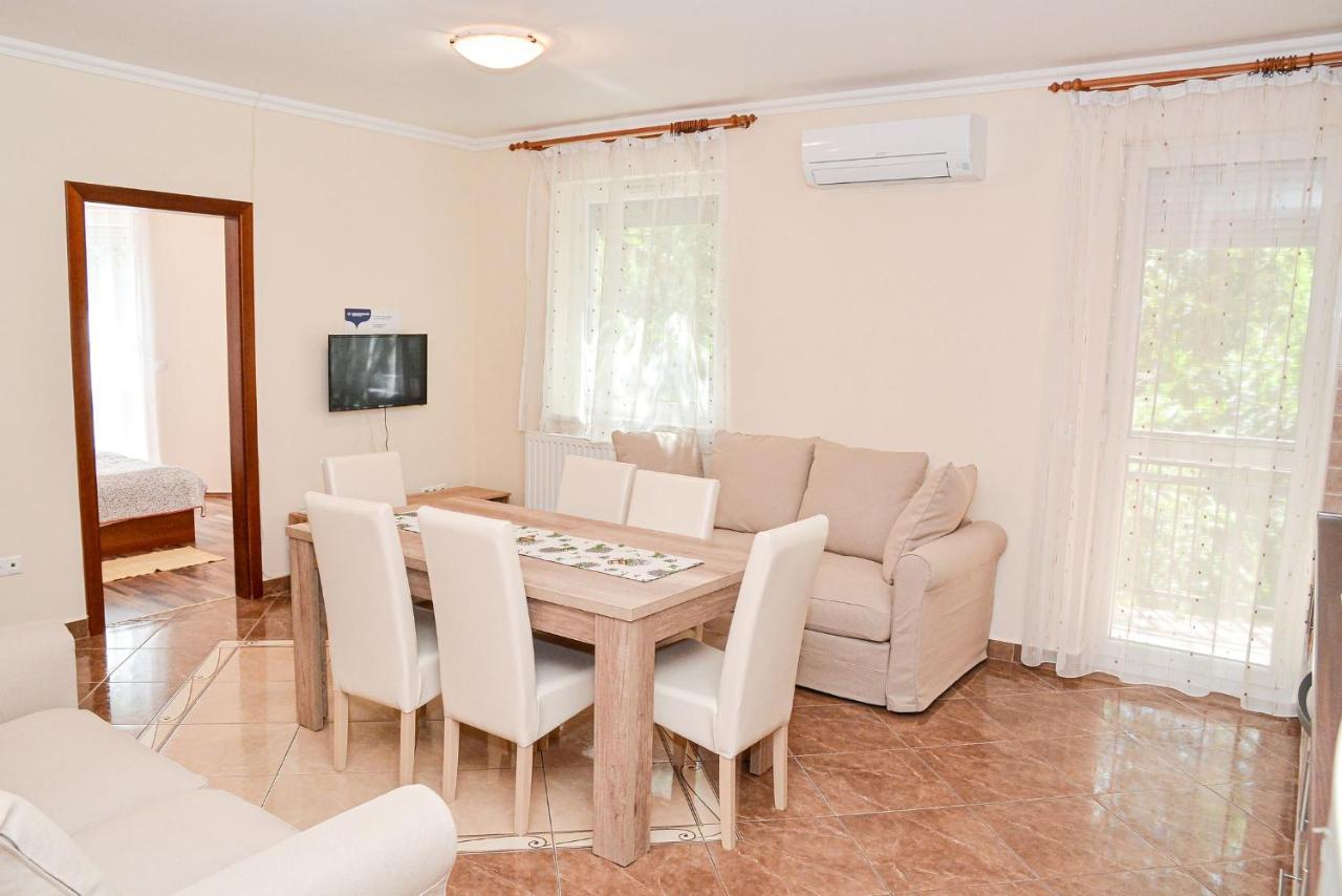 Apartman Otto Hajduszoboszlo Ngoại thất bức ảnh