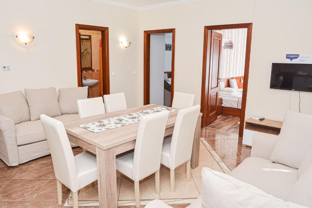 Apartman Otto Hajduszoboszlo Ngoại thất bức ảnh