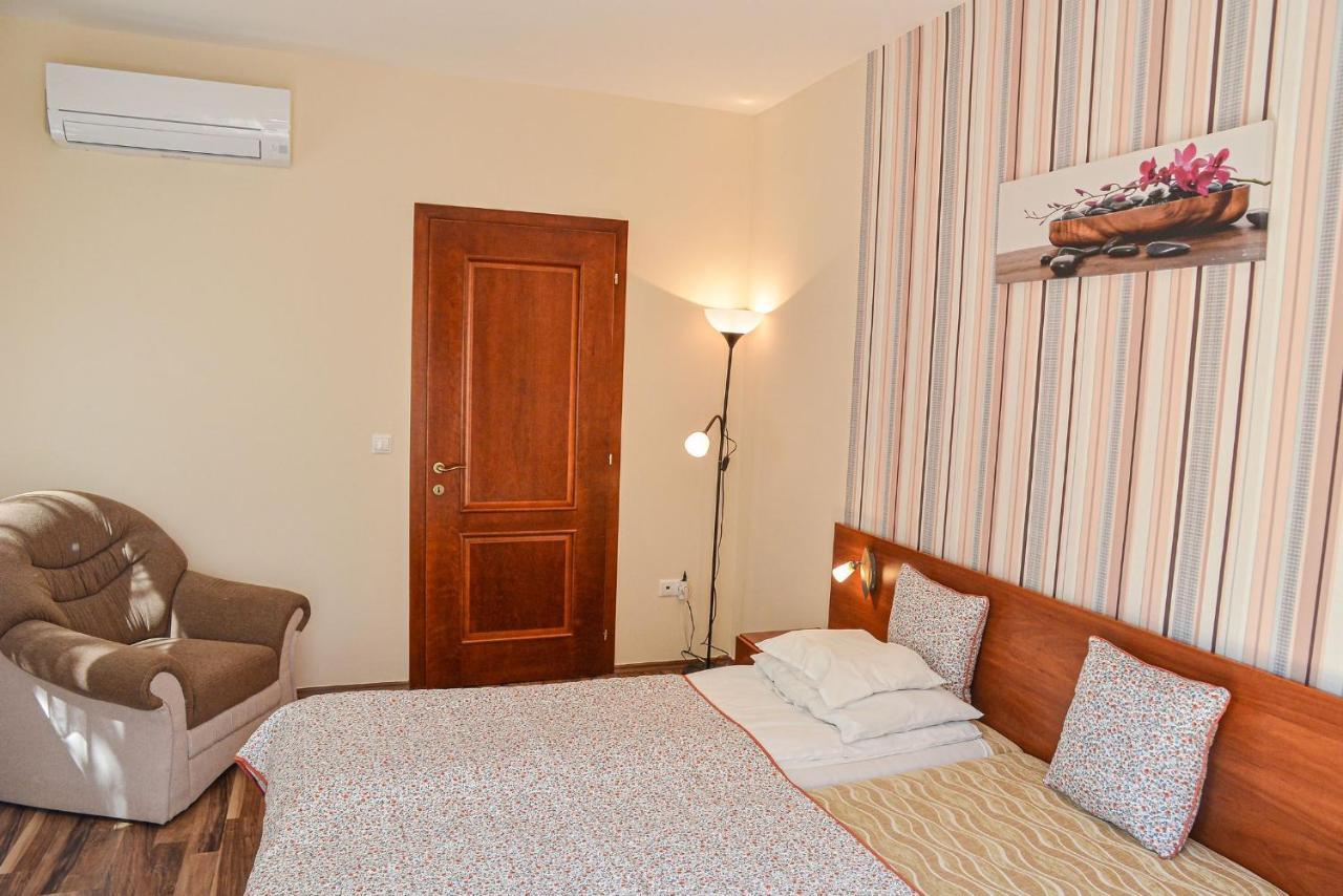 Apartman Otto Hajduszoboszlo Ngoại thất bức ảnh