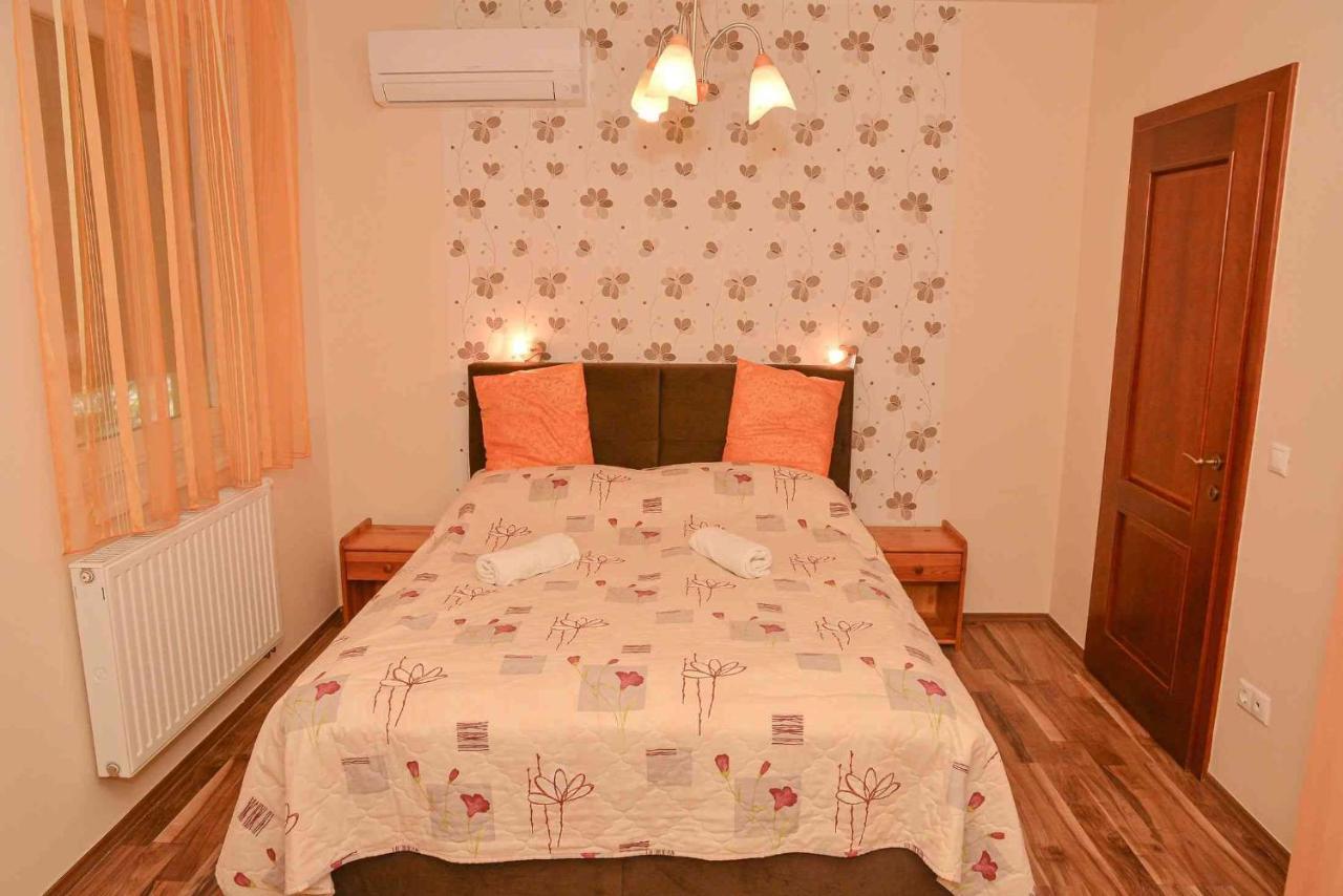Apartman Otto Hajduszoboszlo Ngoại thất bức ảnh