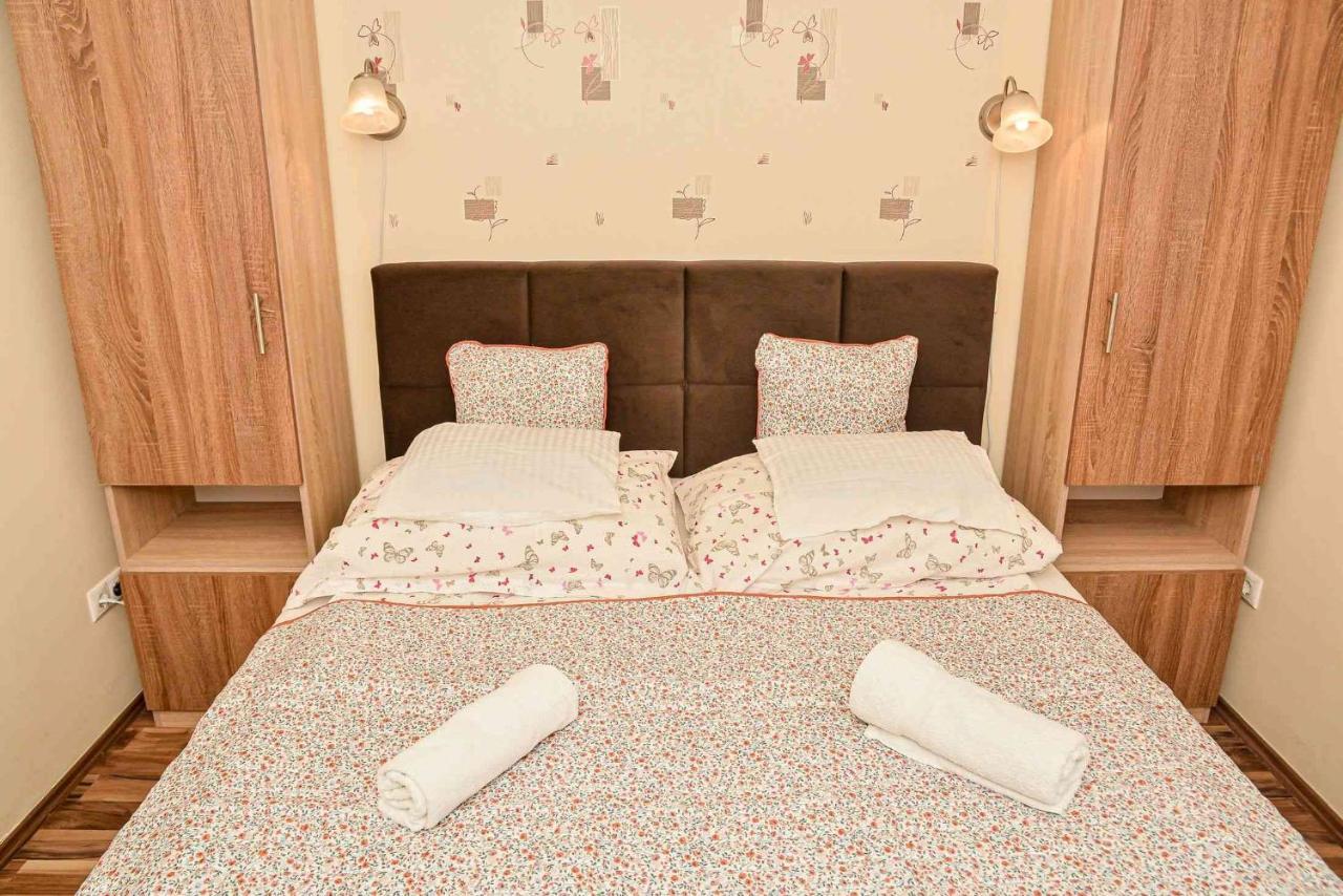 Apartman Otto Hajduszoboszlo Ngoại thất bức ảnh